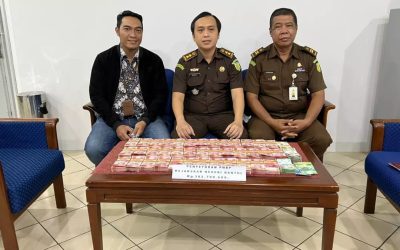 Kejari Bantul Setorkan Uang 382 Juta Rupiah Hasil Kejahatan ITE dan Pencucian Uang.