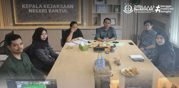 Rapat dan Penandatanganan Pakta Integritas